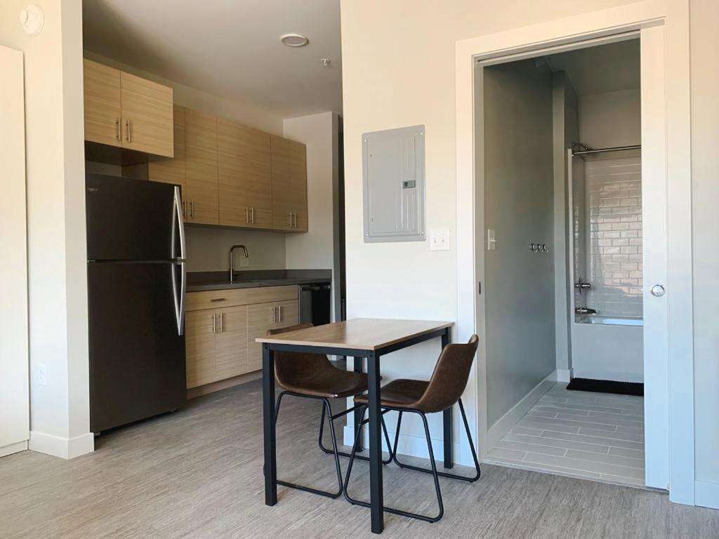 Sleepover Studio Apartments Des Moines Ngoại thất bức ảnh