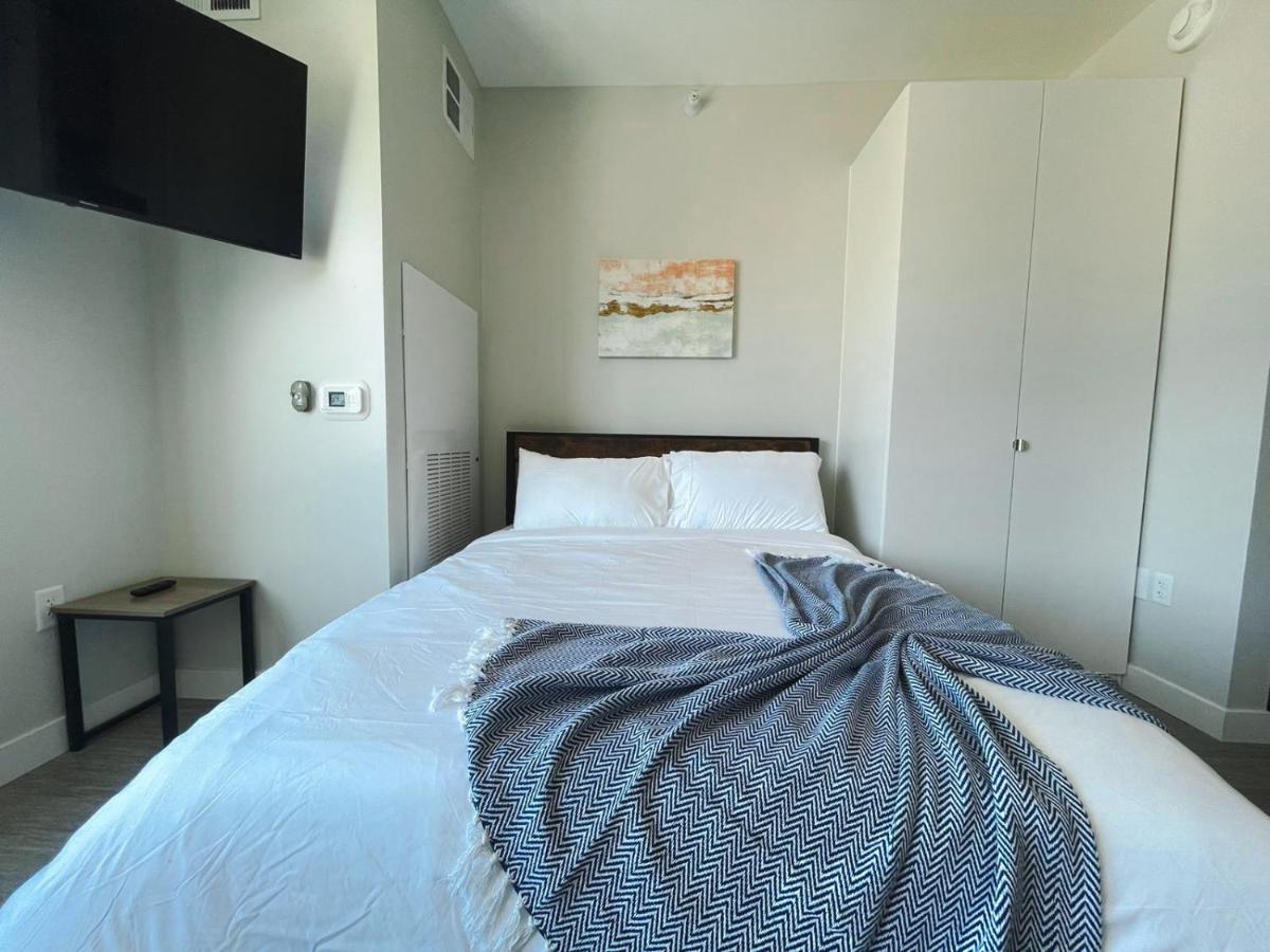 Sleepover Studio Apartments Des Moines Ngoại thất bức ảnh