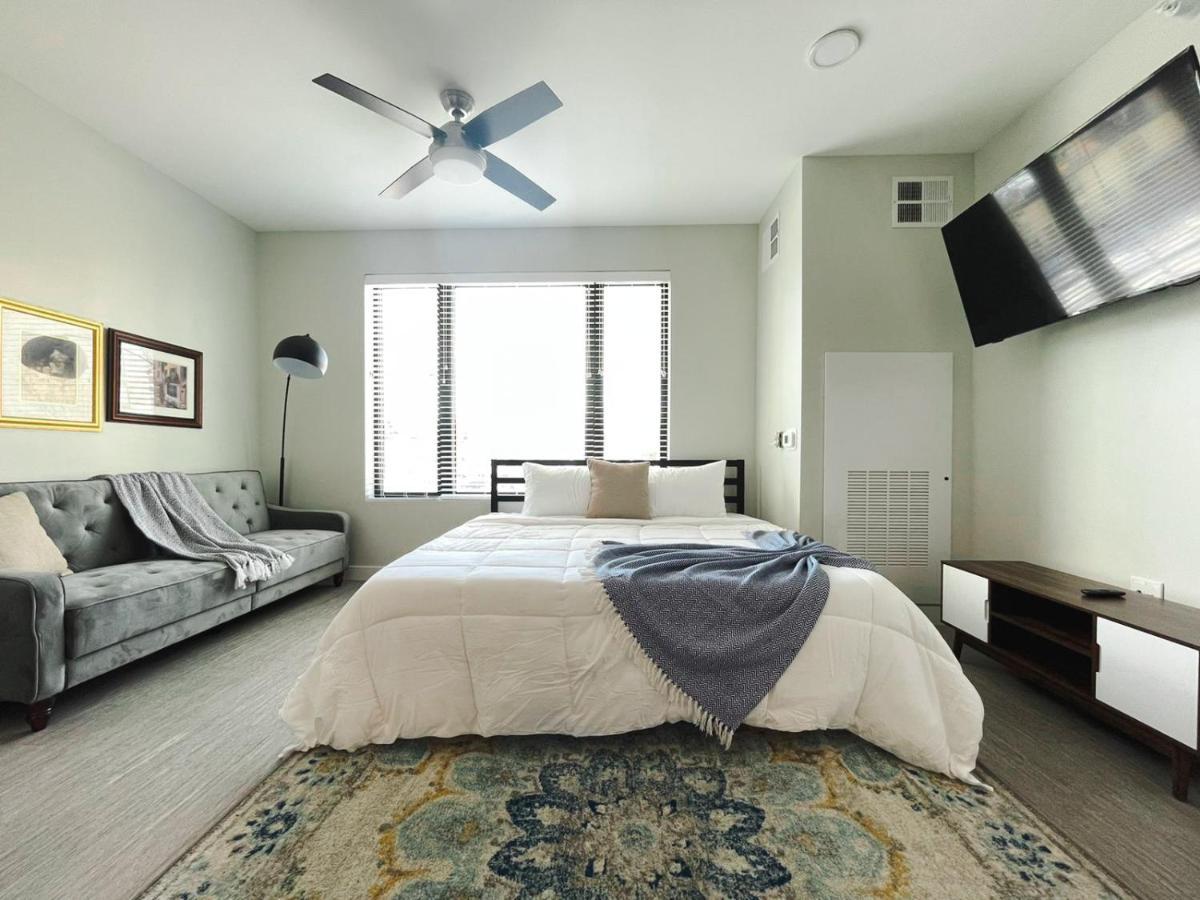 Sleepover Studio Apartments Des Moines Ngoại thất bức ảnh