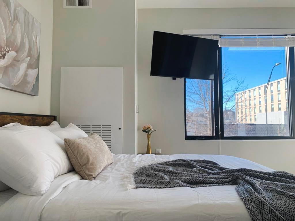 Sleepover Studio Apartments Des Moines Ngoại thất bức ảnh