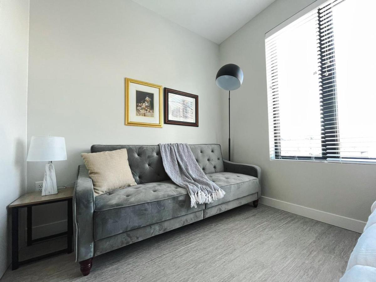 Sleepover Studio Apartments Des Moines Ngoại thất bức ảnh