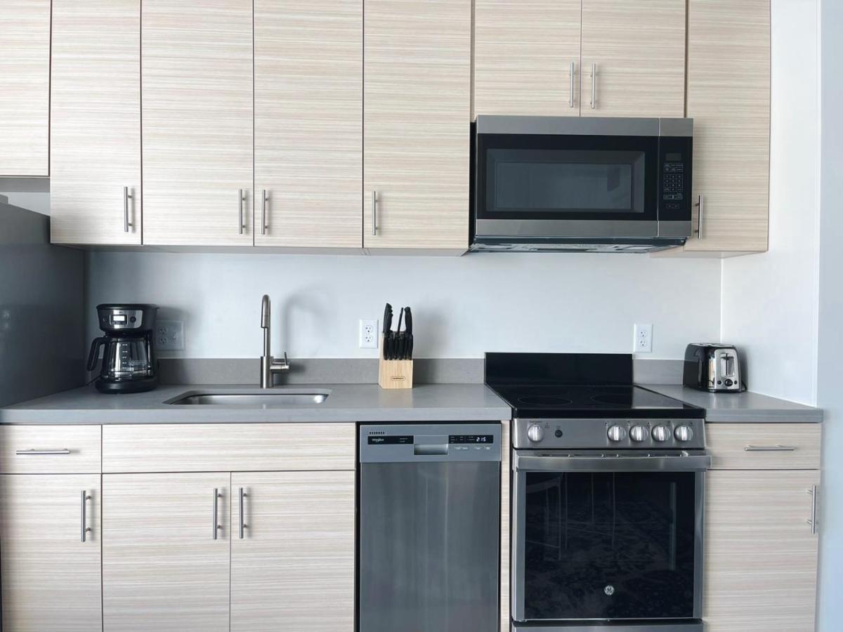 Sleepover Studio Apartments Des Moines Ngoại thất bức ảnh